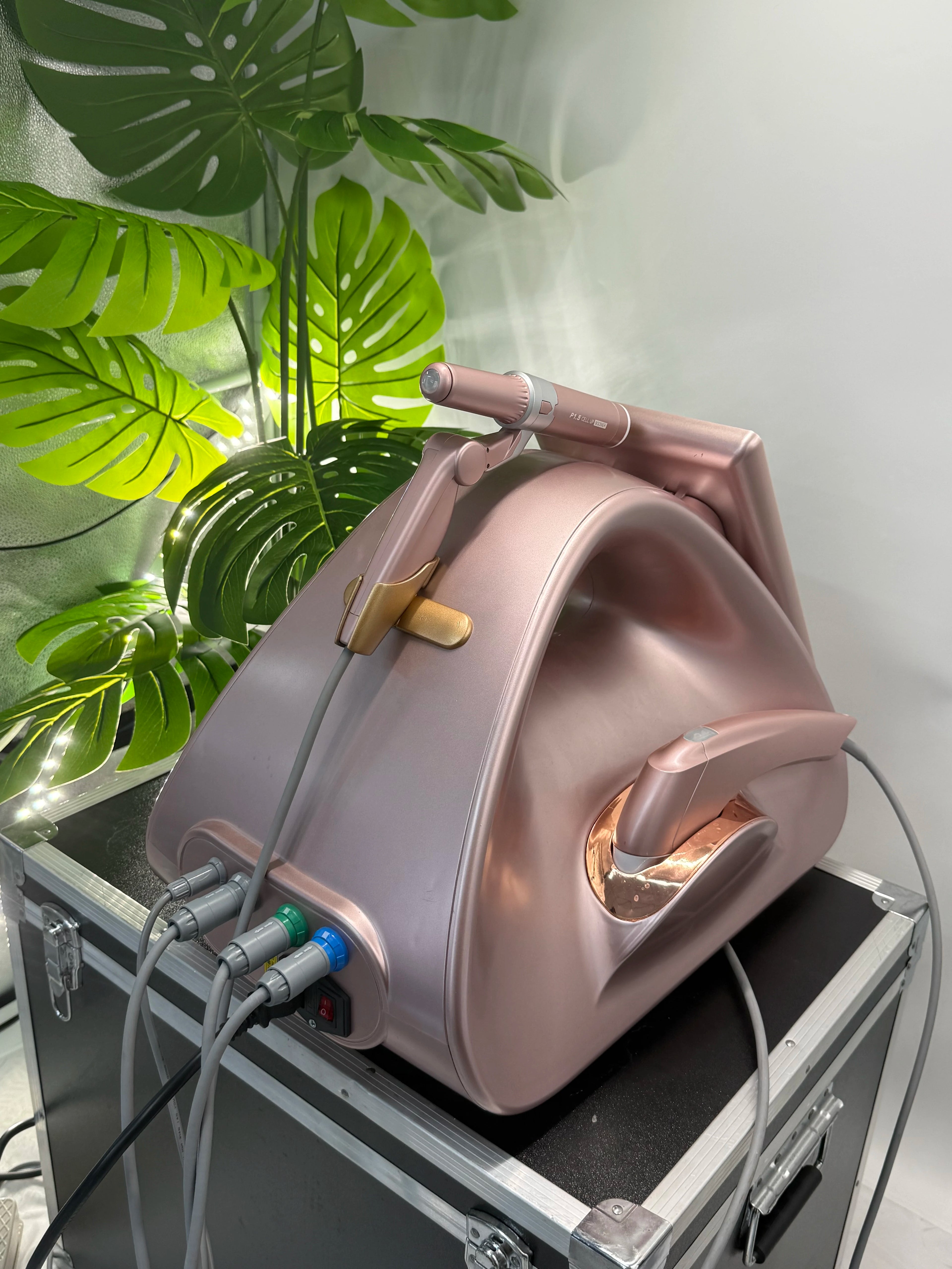 Multi Dimensional Anti Aging Beauty Instrument Full Layer Tightening And Lifting Device For Facial And Body Collagen Enhancement